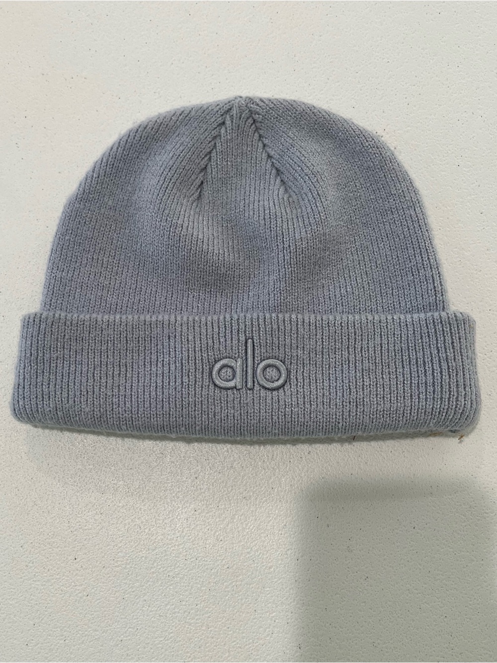 Alo Ribbed Cuffed Beanie in Light purple one size
